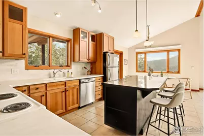 575 Bulwark Ridge Dr, Glen Haven, CO 80532 - Photo 11