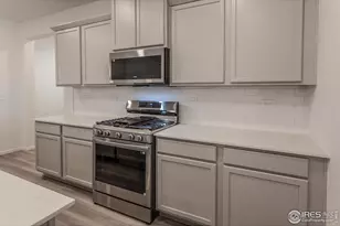 752 Galloway Dr, Johnstown, CO 80534 - Photo 17