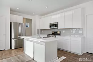 220 Dawn Dr, Hudson, CO 80642 - Photo 7