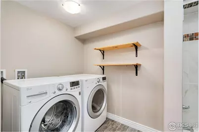 707 E 8th St, Loveland, CO 80537 - Photo 15
