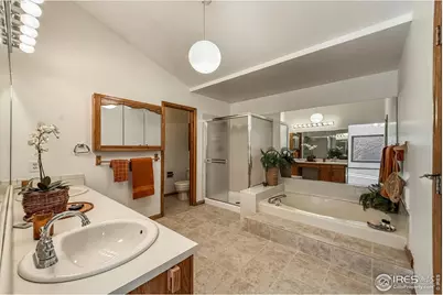 2292 Spinnaker Cir, Longmont, CO 80503 - Photo 27