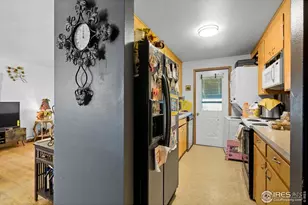 901 W Kelly Dr, Loveland, CO 80537 - Photo 9