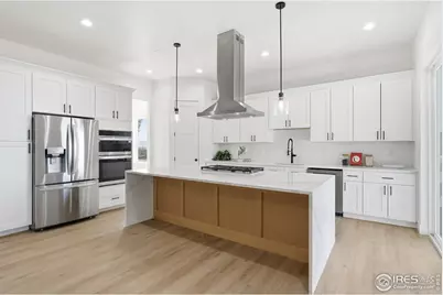 347 N Cedar St, Keenesburg, CO 80643 - Photo 9