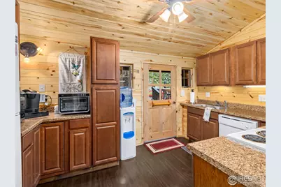 3154 Riverside Dr, Lyons, CO 80540 - Photo 9