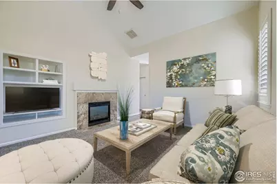 410 Elizabeth St, Dacono, CO 80514 - Photo 3