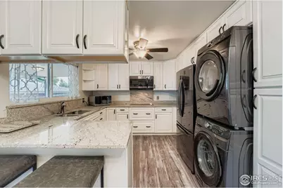 9300 W 53rd Pl, Arvada, CO 80002 - Photo 7