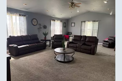 419 E 3rd Ave, Wiggins, CO 80654 - Photo 21