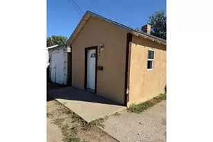 408 Douglas St, Sterling, CO 80751 - Photo 5