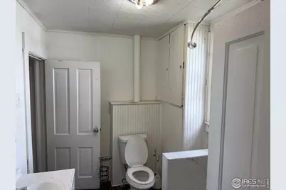 408 Douglas St, Sterling, CO 80751 - Photo 15