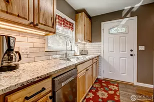 930 Highacres Dr, Estes Park, CO 80517 - Photo 5