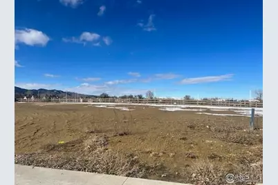 938 Langdale Dr, Fort Collins, CO 80526 - Photo 3