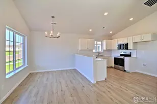 4306 Primrose Ln, Evans, CO 80620 - Photo 9