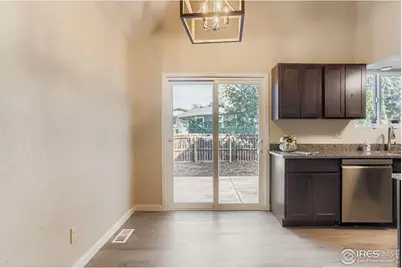 1061 Townley Cir, Longmont, CO 80501 - Photo 9