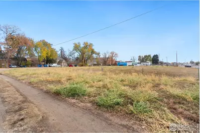 863 Cleveland Ave, Loveland, CO 80537 - Photo 15