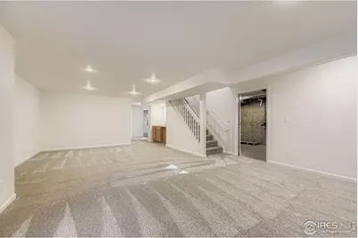 2062 Ridgeview Dr, Longmont, CO 80504 - Photo 25