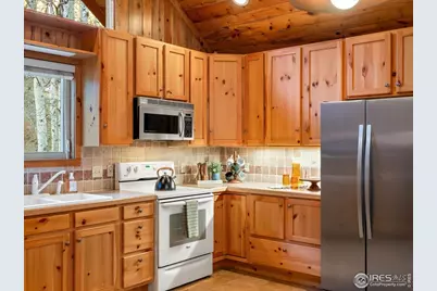 1035 Streamside Dr, Glen Haven, CO 80532 - Photo 9