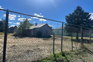 1124 Smith Ave, Trinidad, CO 81082 - Photo 7