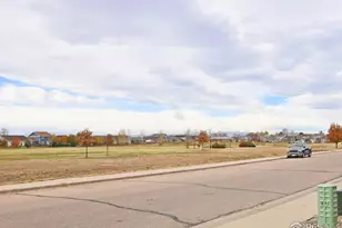 584 S School House Dr, Milliken, CO 80543 - Photo 31