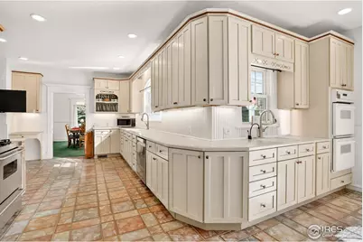 9224 Baseline Rd, Lafayette, CO 80026 - Photo 11