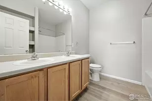 5255 Memphis St, Denver, CO 80239 - Photo 15
