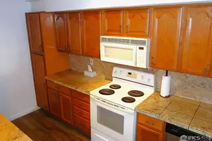 590 N Logan St, Denver, CO 80203 - Photo 3