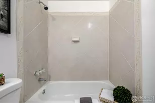 11087 E Montview Blvd, Aurora, CO 80010 - Photo 21