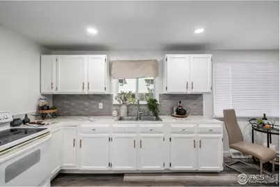 11087 E Montview Blvd, Aurora, CO 80010 - Photo 17