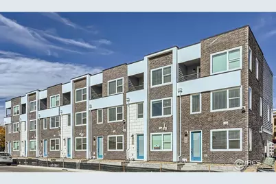 304 Geneva St, Aurora, CO 80010 - Photo 1