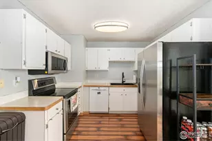 810 Storm Mountain Ct, Windsor, CO 80550 - Photo 7