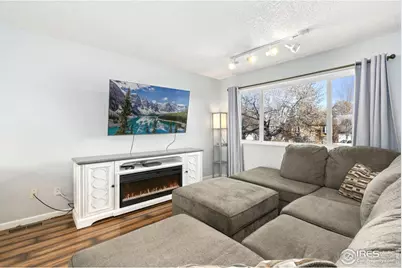 810 Storm Mountain Ct, Windsor, CO 80550 - Photo 3