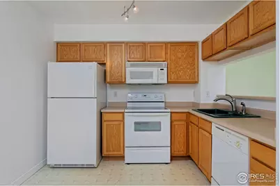 1419 Red Mountain Dr #31, Longmont, CO 80504 - Photo 11