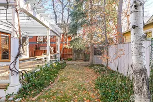 2225 Pine St, Boulder, CO 80302 - Photo 23
