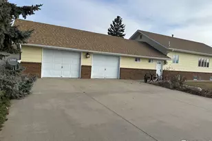 420 W 6th St, Julesburg, CO 80737 - Photo 5