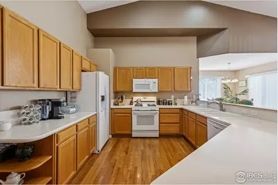 729 Brookside Dr, Longmont, CO 80504 - Photo 13