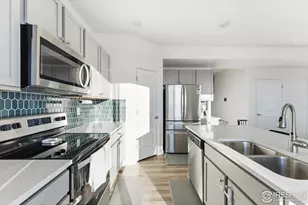 632 Crestone St, Johnstown, CO 80534 - Photo 13