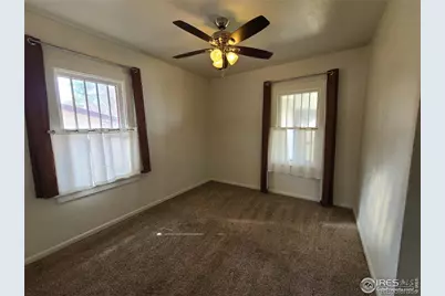 228 Taylor St, Sterling, CO 80751 - Photo 9