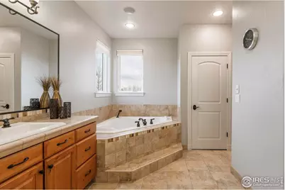 8712 Portico Ln, Longmont, CO 80503 - Photo 17