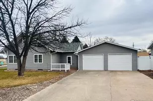 404 E Kellogg St, Holyoke, CO 80734 - Photo 3