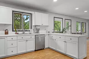 1224 Brook Dr, Estes Park, CO 80517 - Photo 9