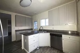 523 Chestnut St, Sterling, CO 80751 - Photo 5