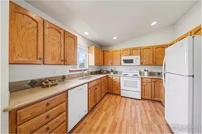 691 Sundance Dr, Loveland, CO 80538 - Photo 9