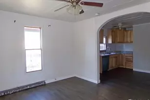 1513 E 4th St, Loveland, CO 80537 - Photo 7