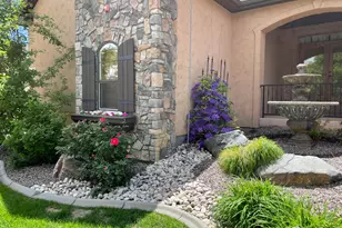 315 Meadowsweet Cir, Loveland, CO 80537 - Photo 3