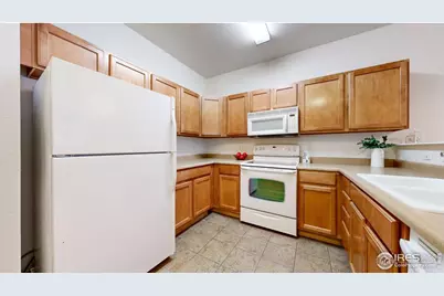 902 Lucca Dr, Evans, CO 80620 - Photo 11