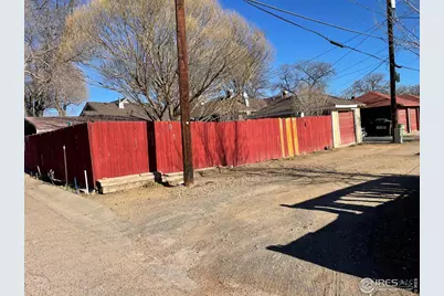 202 E South 1st St, Johnstown, CO 80534 - Photo 9