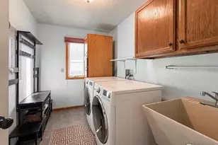 609 Joyce Ct, Berthoud, CO 80513 - Photo 35