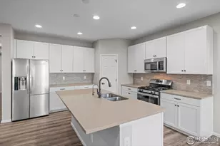 3326 Ice Lake Ct, Loveland, CO 80538 - Photo 5