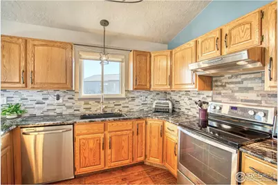 26028 Rangeview Dr, Kersey, CO 80644 - Photo 5