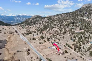 582 Meadowview Dr, Estes Park, CO 80517 - Photo 1