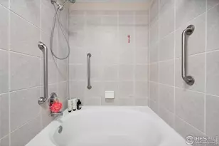 893 S Evanston Cir, Aurora, CO 80012 - Photo 21